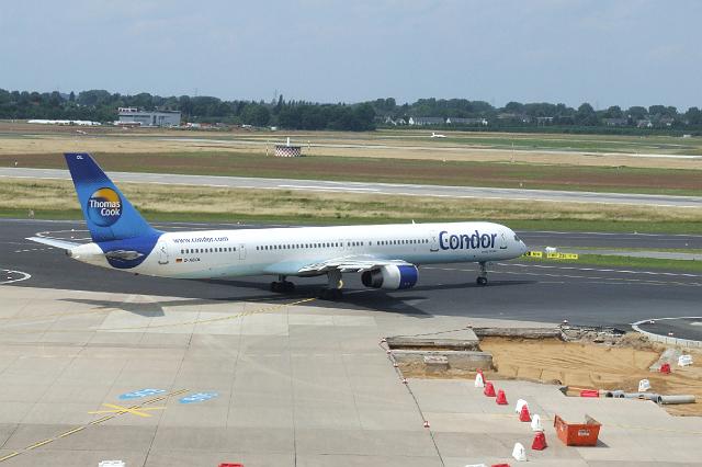 dscf1894.jpg - D-ABOL Condor / Thomas Cook Boeing 757-300